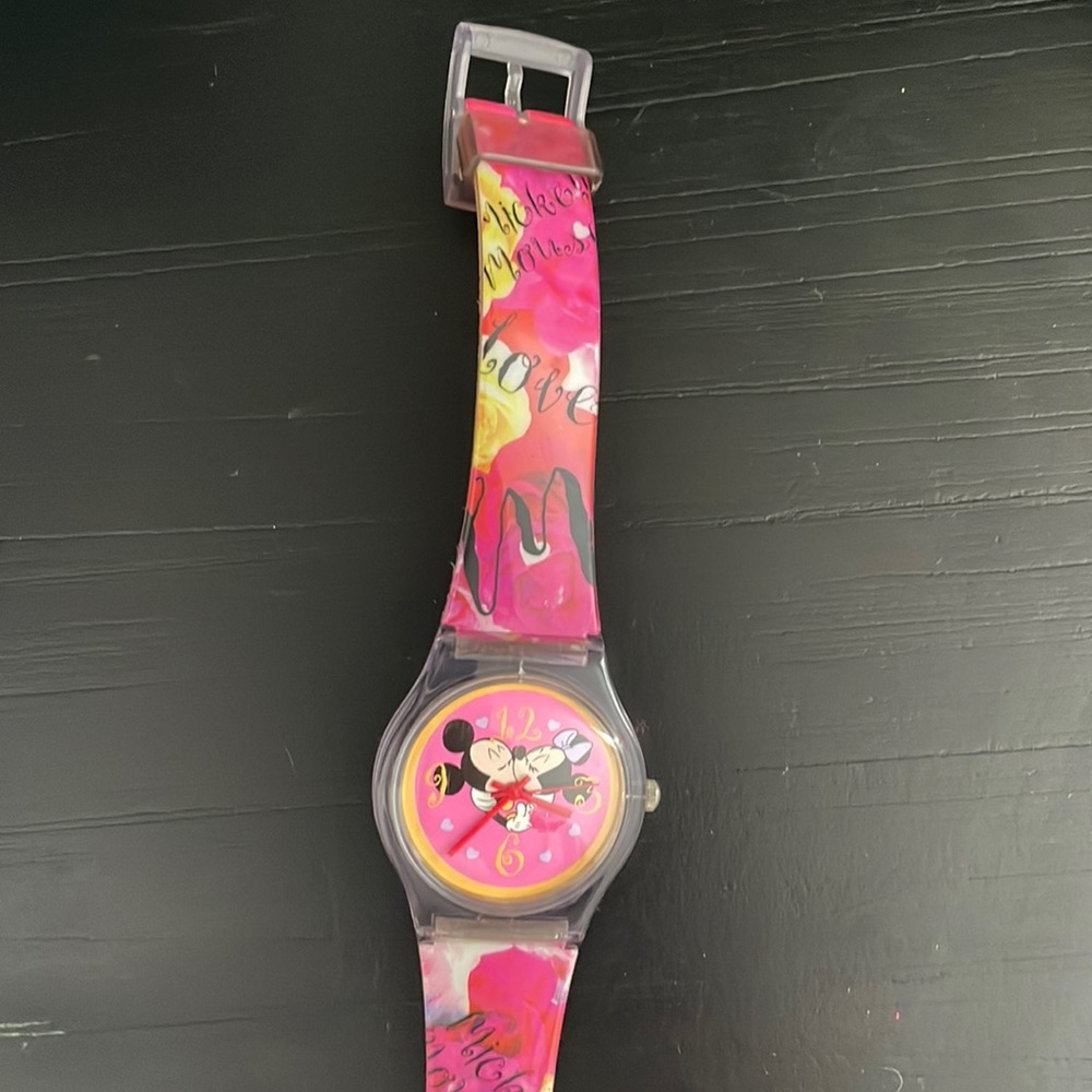 Disney Store Mickey Mouse Minnie Mouse Watch Love